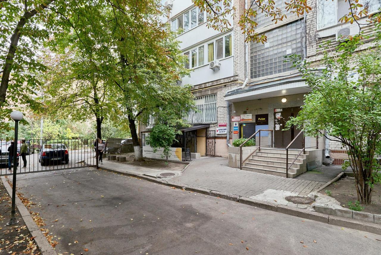Лофт 100М2 - Три Спальни - Улица Большая Васильковская 80 Метро Олимпийская Киев Екстериор снимка